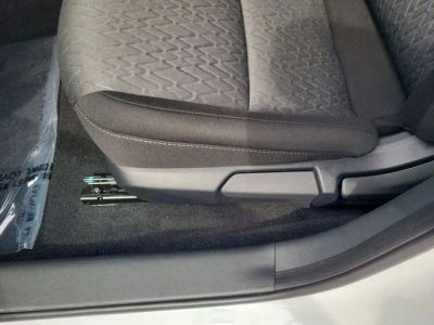 2026 Nissan Sentra — photo 9 view
