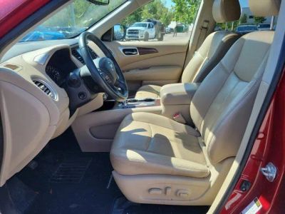 2018 Nissan Pathfinder — photo 22 view