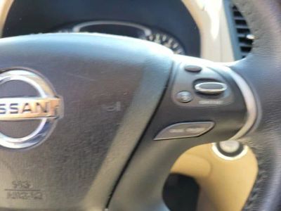 2018 Nissan Pathfinder — photo 27 view