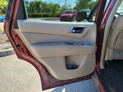 2018 Nissan Pathfinder — photo 15 view