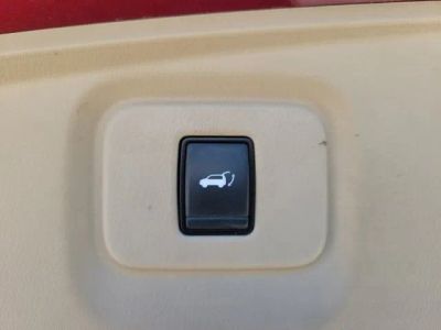 2018 Nissan Pathfinder — photo 12 view