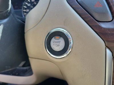 2018 Nissan Pathfinder — photo 31 view