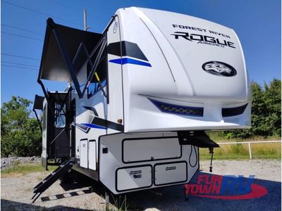 2025 Forest River RV Vengeance Rogue Armored - Photo 3