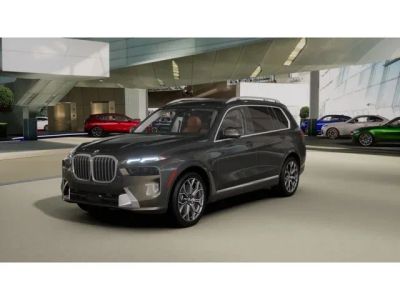 2027 BMW X7 xDrive40i in Dravit Grey Metallic — front three-quarter view