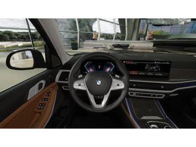 2027 BMW X7 — photo 13 view