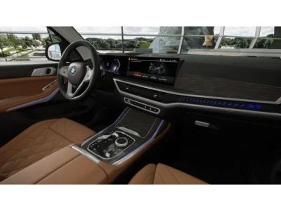 2027 BMW X7 — photo 14 view
