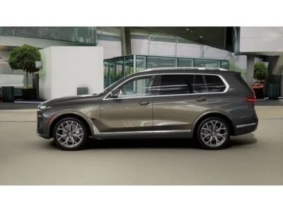 2027 BMW X7 — interior view