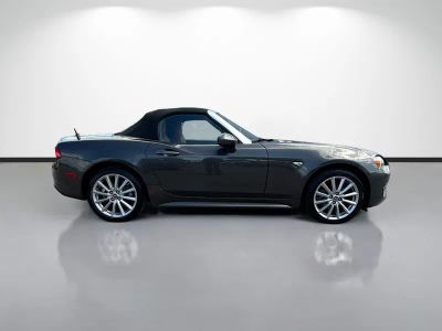 2019 FIAT 124 Spider — side profile view