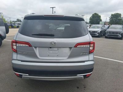 2022 Honda Pilot — interior view