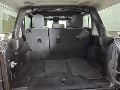 2025 Jeep Wrangler — photo 28 view