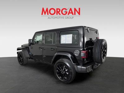 2025 Jeep Wrangler — photo 7 view