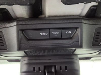 2025 Jeep Wrangler — photo 22 view