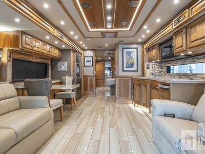 2019 Tiffin Motorhomes Phaeton - Photo 9