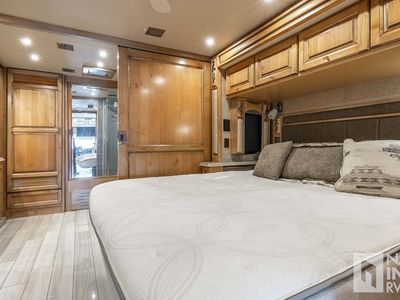 2019 Tiffin Motorhomes Phaeton - Photo 13