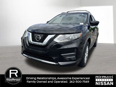 2017 Nissan Rogue — side profile view