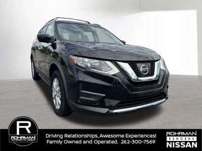 2017 Nissan Rogue — rear three-quarter view