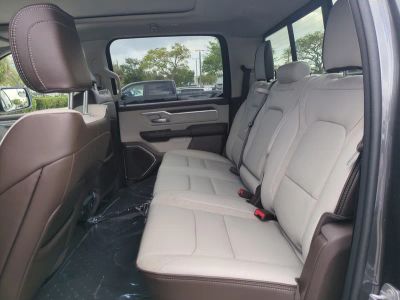 2026 Ram 1500 — photo 14 view