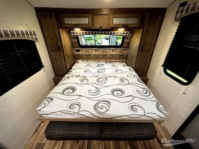 2022 Venture RV Sonic - Photo 8
