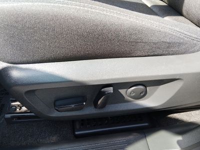 2024 Nissan Rogue — photo 17 view