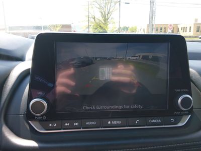 2024 Nissan Rogue — photo 16 view