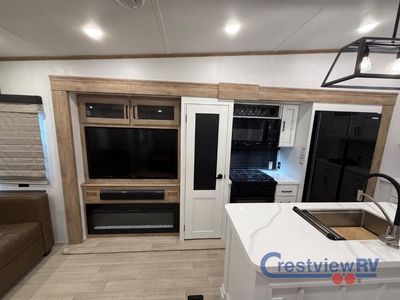 2024 Keystone RV Arcadia - Photo 19