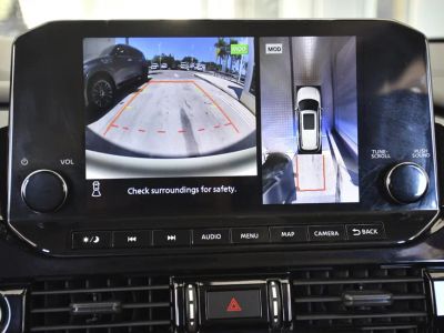 2024 Nissan Pathfinder — photo 17 view