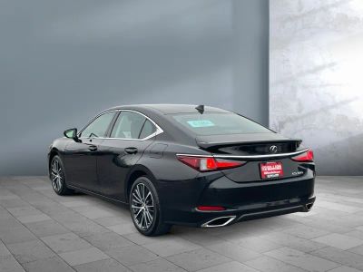 2024 Lexus ES — interior view