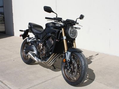 2026 Honda CB650R E-Clutch - Photo 2