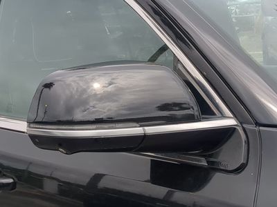 2023 Jeep Grand Wagoneer — photo 12 view