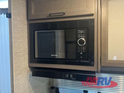 2023 Thor Motor Coach Chateau - Photo 12