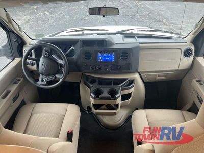 2023 Thor Motor Coach Chateau - Photo 19