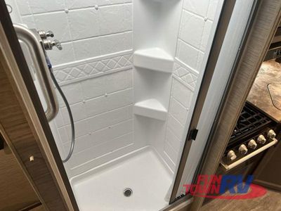 2023 Thor Motor Coach Chateau - Photo 25