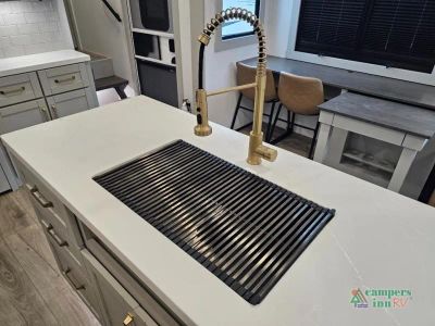 2024 Brinkley Model Z - Photo 12