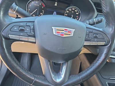 2021 Cadillac XT4 - Photo 9