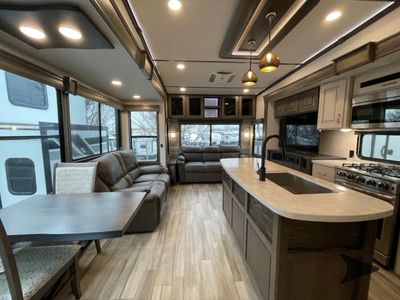2021 Alliance RV Paradigm - Photo 3
