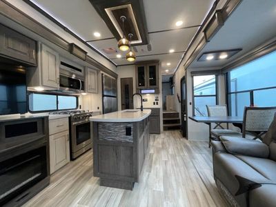 2021 Alliance RV Paradigm - Photo 16