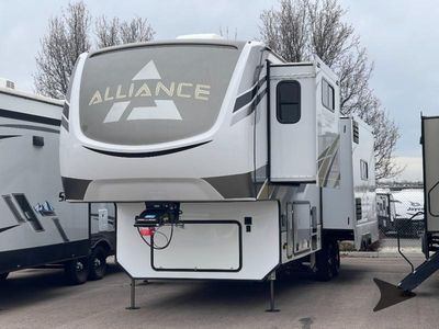 2021 Alliance RV Paradigm - Photo 8