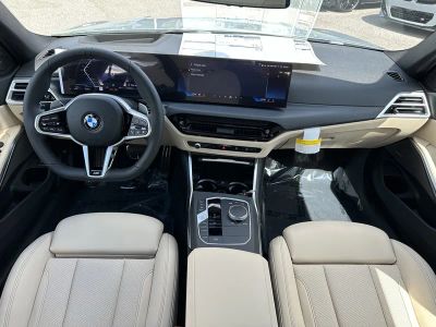 2026 BMW 3 Series — photo 11 view