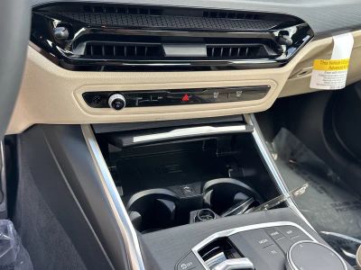 2026 BMW 3 Series — photo 27 view