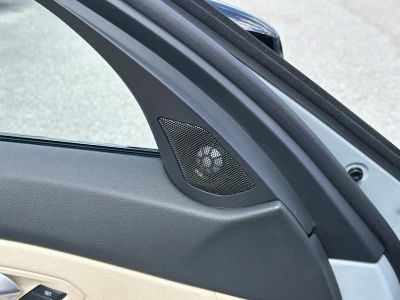 2026 BMW 3 Series — photo 24 view