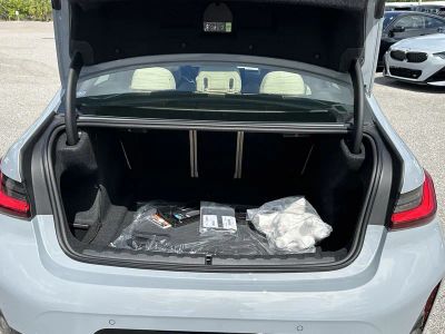 2026 BMW 3 Series — photo 9 view