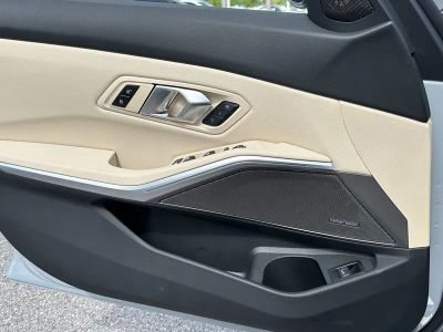 2026 BMW 3 Series — photo 23 view