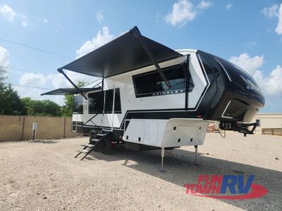 2026 Brinkley Model Z — photo 10 view