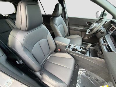 2026 Subaru Outback — photo 14 view