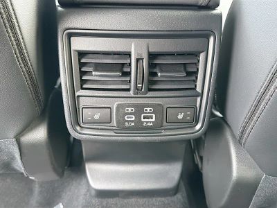 2026 Subaru Outback — photo 19 view