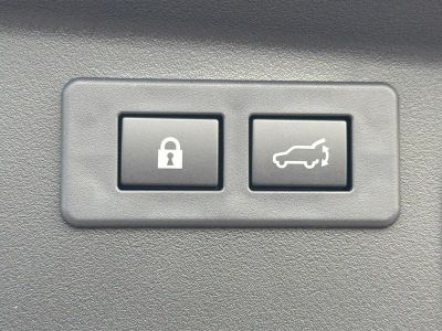 2026 Subaru Outback — photo 12 view
