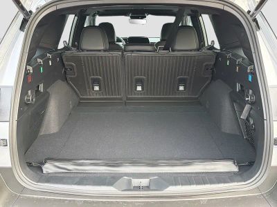 2026 Subaru Outback — photo 11 view