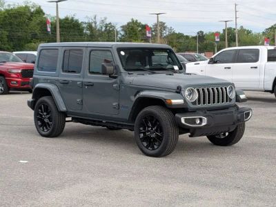 2025 Jeep Wrangler - Photo 7