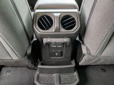 2025 Jeep Wrangler - Photo 28