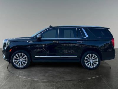 2021 GMC Yukon — detail view